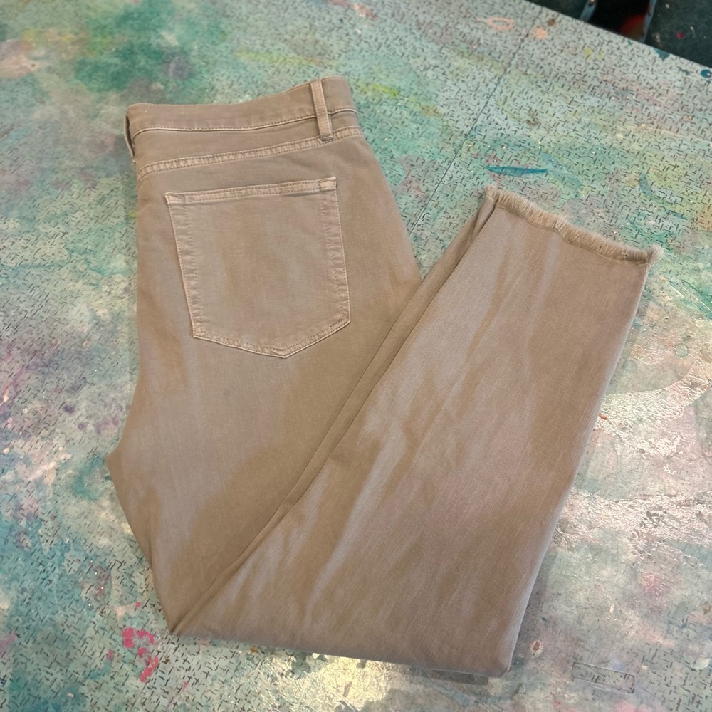 Grey/ Olive Frayed Jeans